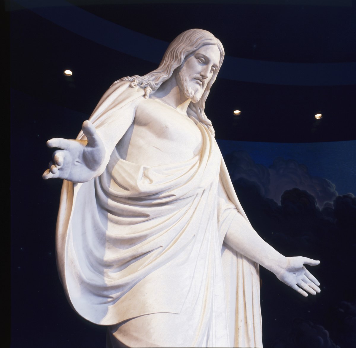 thebookofmormon's tweet photo. God is real and ready to help us. When we do things to draw close to Him we can find peace, guidance, and joy. Let us "look to God and live" (Alma 37:47).

Read more: https://t.co/NXcfm7szoE https://t.co/sarm1px61F