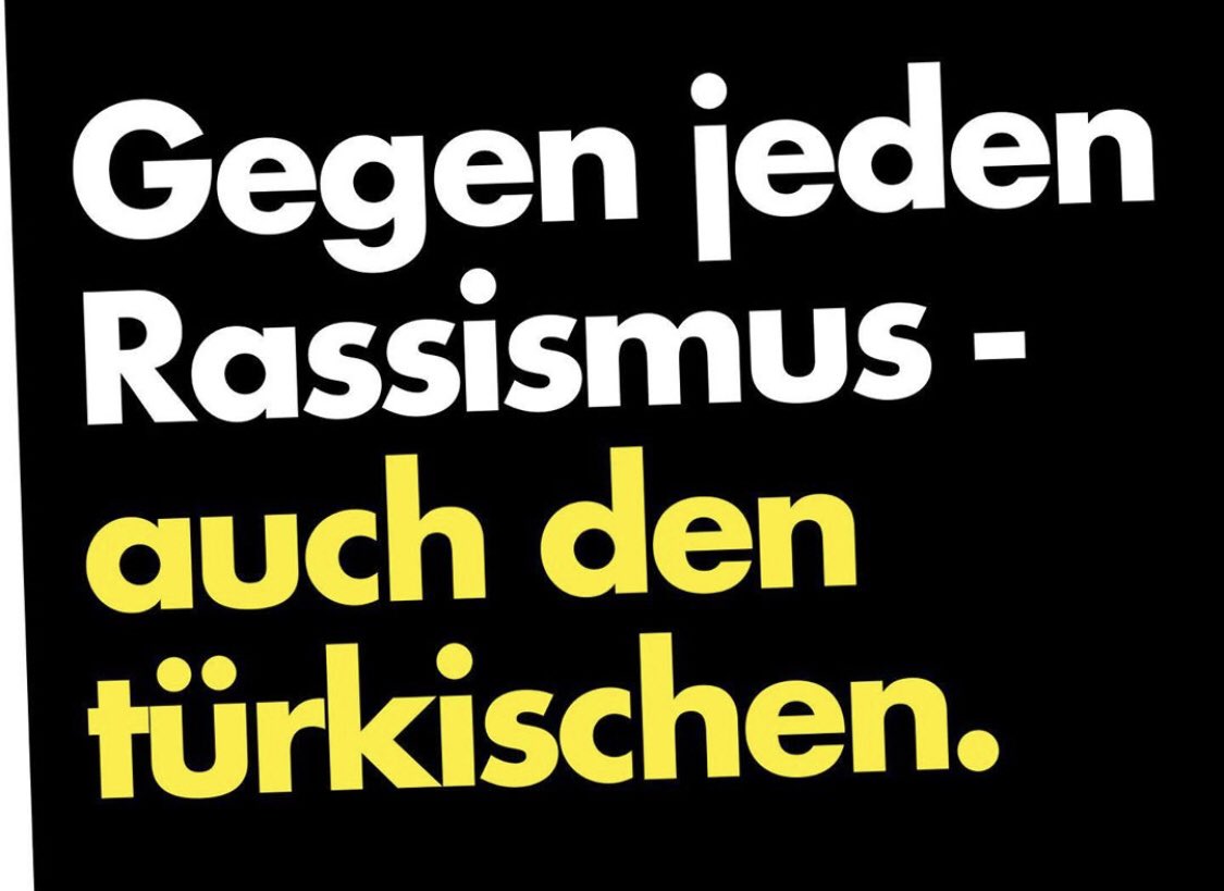 wirsindmodus's tweet photo. An uns sind kurdische Aktivist*innen herangetreten, die uns gebeten haben über unsere Kanäle ein selbst verfasstes Statement über das rassistische Denken und vor allem auch Handeln türkischer Faschist*innen in Deutschland zu veröffentlichen.

Siehe hier:

https://t.co/ZhWOohL9pn https://t.co/5oA9DVuZsX