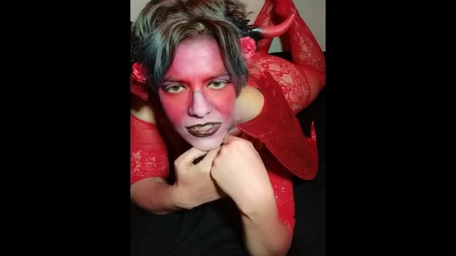 Wow! The devil tempts you with stockinged feet part 1 is selling like crazy: https://t.co/Mjr0E1R851<a href="/tag/nailpolish"class="tags"><span>#nailpolish</span></a><a href="/tag/toes"class="tags"><span>#toes</span></a><a href="/tag/tasteytoes"class="tags"><span>#tasteytoes</span></a>