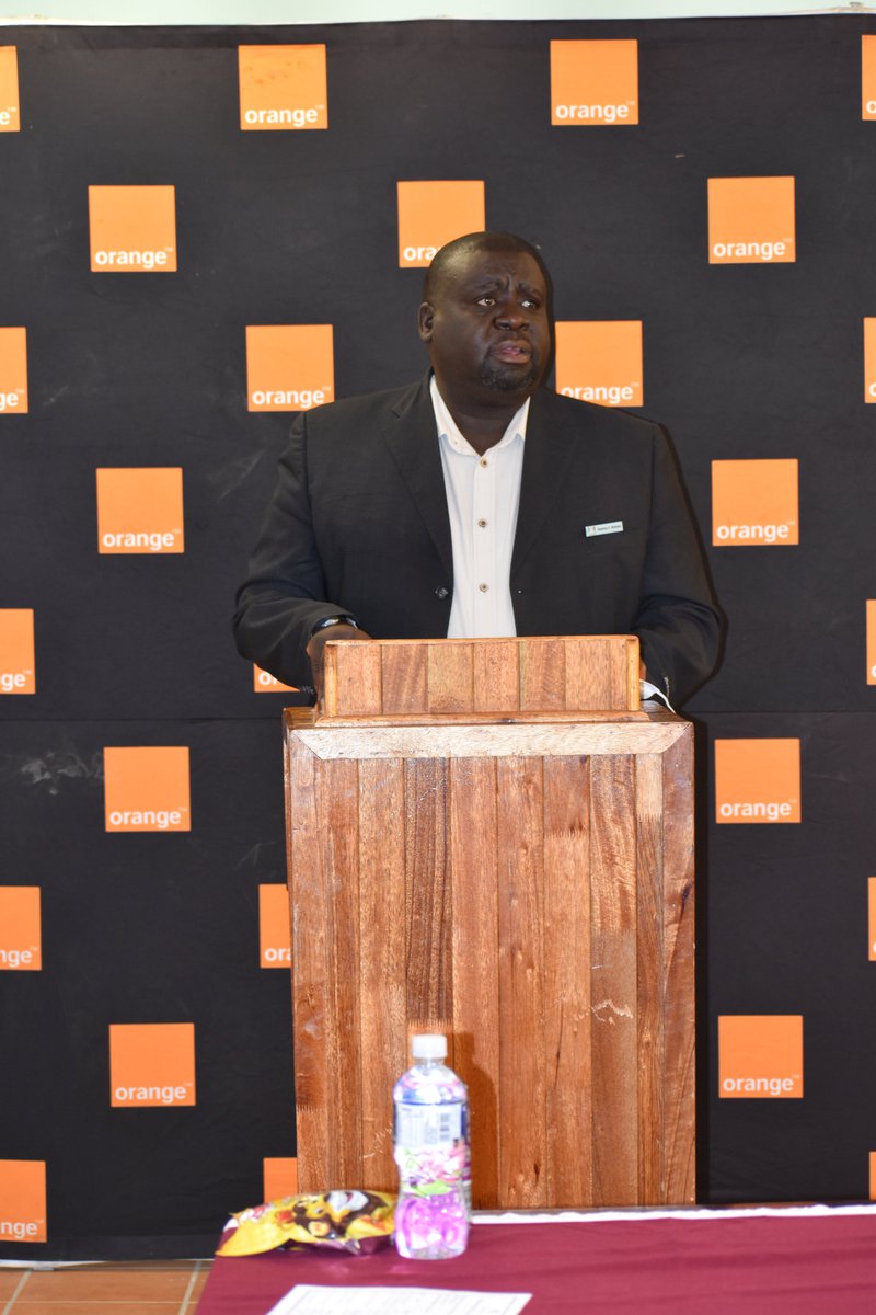orangebw's tweet photo. It is our collective responsibility to fight this pandemic and preserve the well-being of the country together. We believe that these donated items will help the essential workers in the Ghanzi region fight the COVID-19 battle on our behalf with ease.#OrangeFoundation #Orange4G+ https://t.co/WVJB9yYAJl