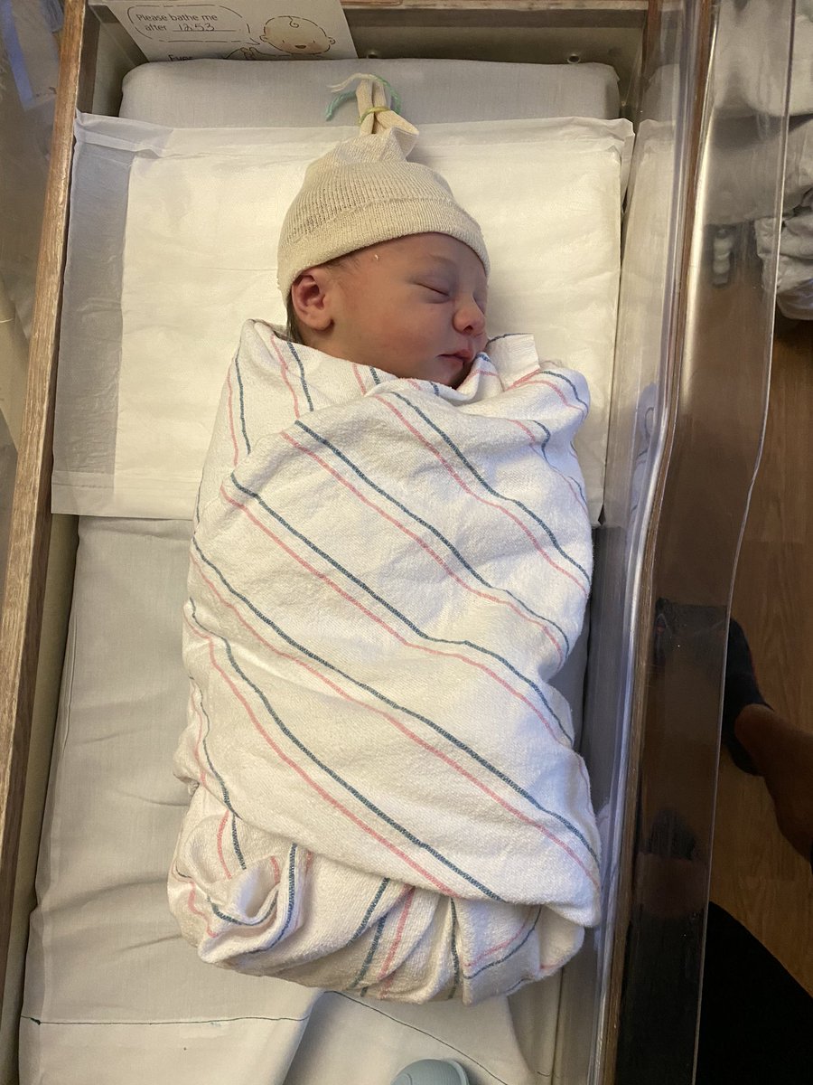 Coach Ambrose tweet media