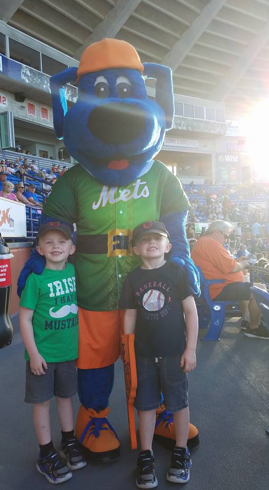 Another one with Klutch at  @stluciemetsChristmas in July