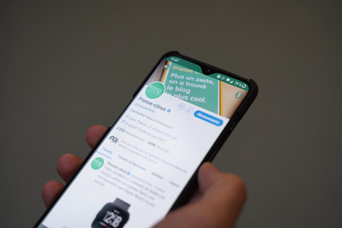 Carré Emmanuelle 🤓 tweet media