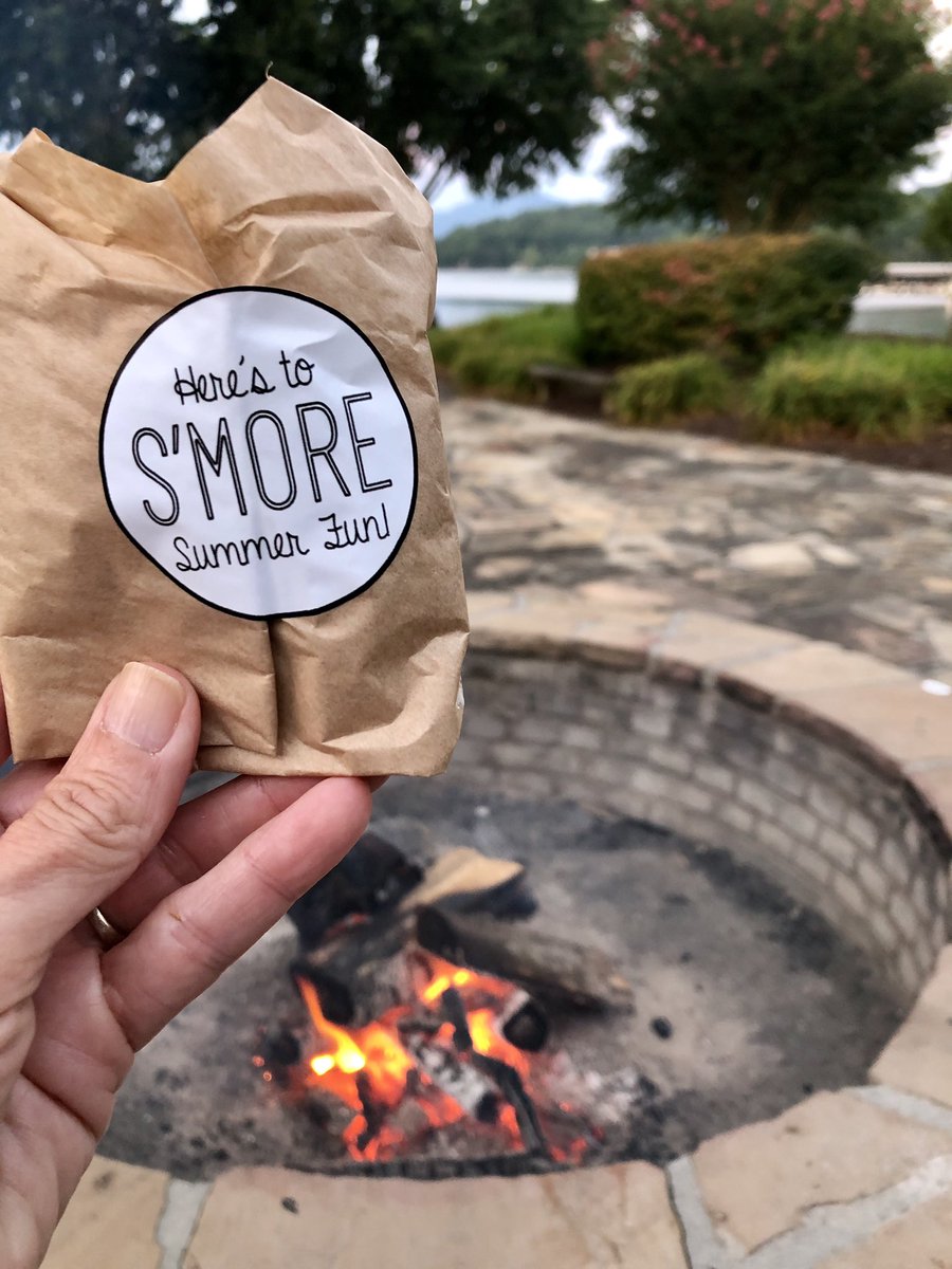 NaplesMorgans's tweet photo. Hey Pelicans, your start date at @PoincianaCCPS is now August 31st. I miss you tremendously but until then keep having “s'more” summer fun. #techlab #flameofknowledge #burnbright https://t.co/ppZibQYvpy