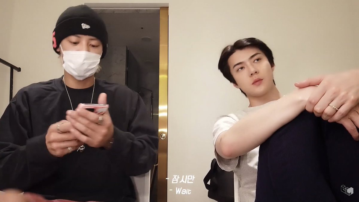 SecretOfGod100's tweet photo. 200730 studio.nng Youtube

찬열,세훈 No Edit
 
https://t.co/zW1XAUQqCe

#CHANYEOL #SEHUN #EXO_SC
#RealLOEYandBeyond
#LOEYxStudioNNG https://t.co/oc5SVERXtT