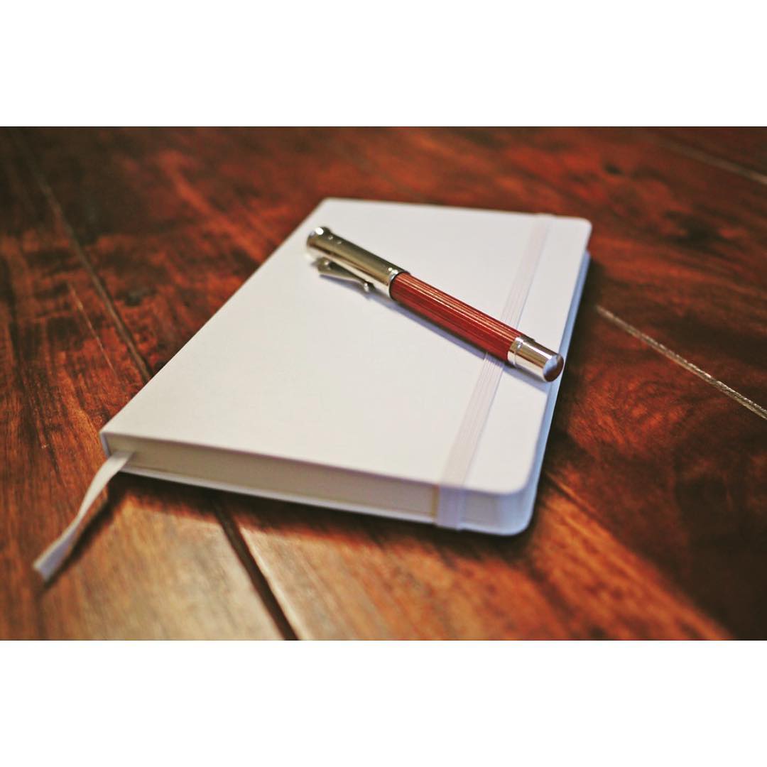 WordsforCharity's tweet photo. Our Spring Grant program close at midnight on Friday! Build your brand &amp; help great causes @ https://t.co/f8elodom02! #writingcommunity #amwriting #writing #givebackbuzz  #shortstory https://t.co/Oeco4F5Jox