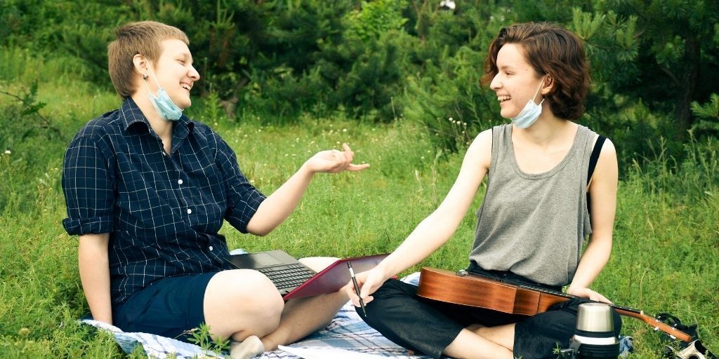 BuffsBrainiacs's tweet photo. NEW POST - Ready To Social Distance Date? Add This To Your Dating Profile ASAP
https://t.co/gdabrWWOm3 https://t.co/czNvEDCWYC
