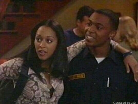 jessicactually's tweet photo. September 1st Netflix is adding Sister Sister and I will be glued to the screen reunited with my childhood boyfriend 😌 https://t.co/zaJ9chaHRi