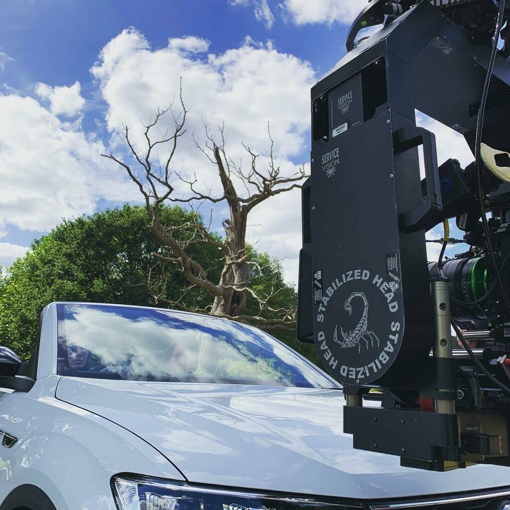 ngm_ltd's tweet image. After not seeing any daylight yesterday, nice to be out in the sunshine today.
#shootsupport #locationshooting #carshooting #bickersaction #ngmservicesltd #opentopmotoring