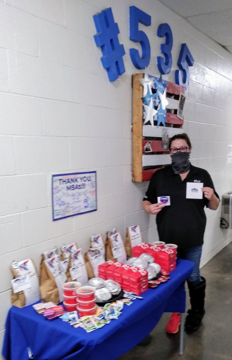 GemmaJekel's tweet photo. Lowe's 535 MST Appreciation Breakfast - We feel the love!! I also received my first service star ⭐ today!!! 🎉🎉 @Stephen_Patters https://t.co/Y15Y1CyQ0Z