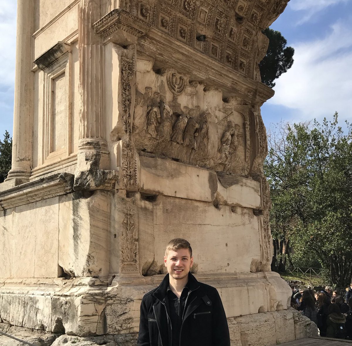 Today is the 9th day of the Hebrew month of Av. On this day we Jews mourn upon the destruction of our temple and our capital Jerusalem 2000 years ago. >>