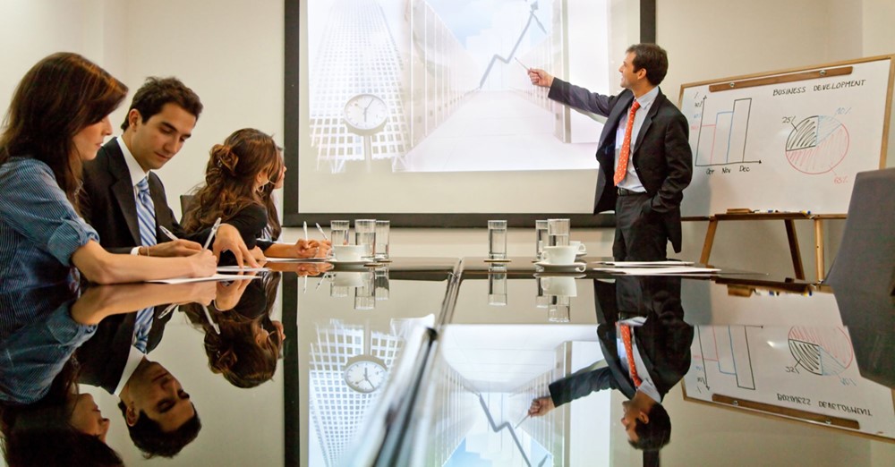 Using visual aids during a #presentation does more than entertain the audience. | entrepreneur.com/article/341612