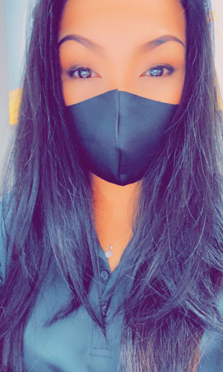 This Mask made it official #Kitana #Mortalkombat 😂😂#Halloween it’s happening 🙃🙃