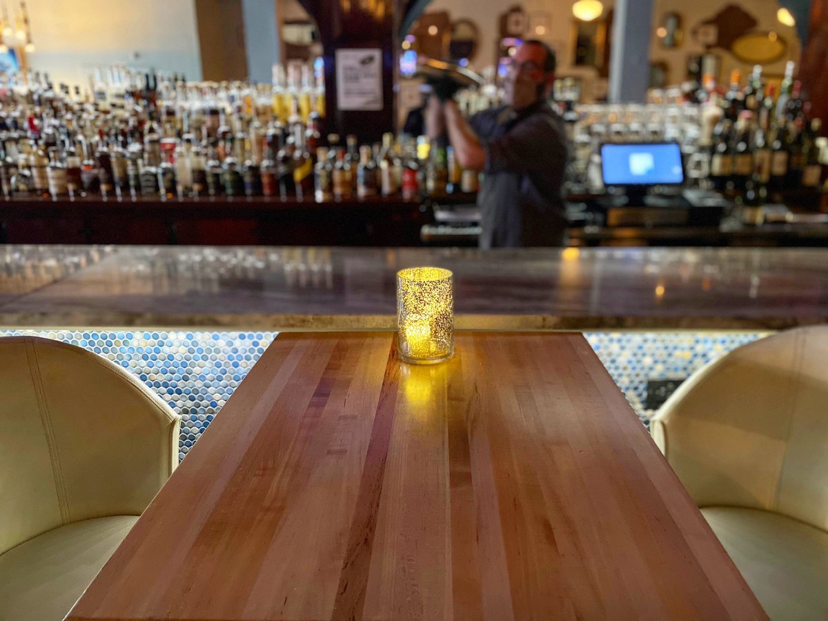 117PrimeMem's tweet image. The show must go on!  The health department has banned all bar seating, but at 117 Prime, you can still enjoy a bite and a drink while catching a game.  Seating is limited at our new tables, so grab one before they fill up! #117prime #downtownmemphis #open901
