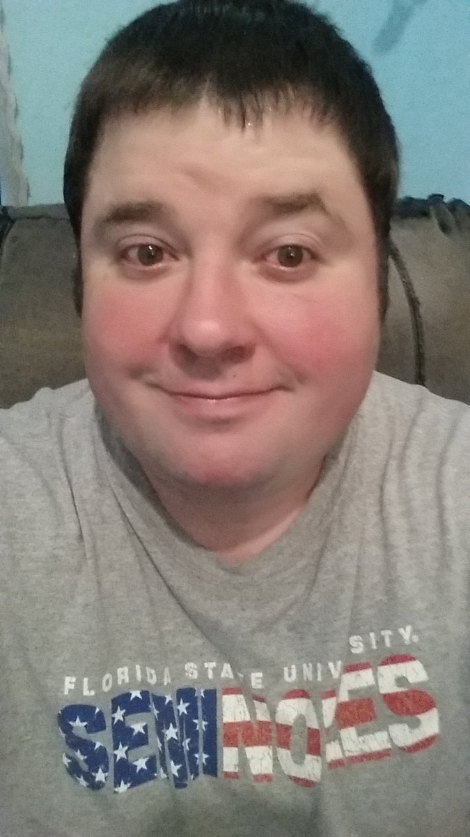 MadeaMattie's tweet photo. Fresh out of the tub and with a clean shave and feeling #SoFresh and #SoCleanClean #Outkast https://t.co/2clxyNGCDq