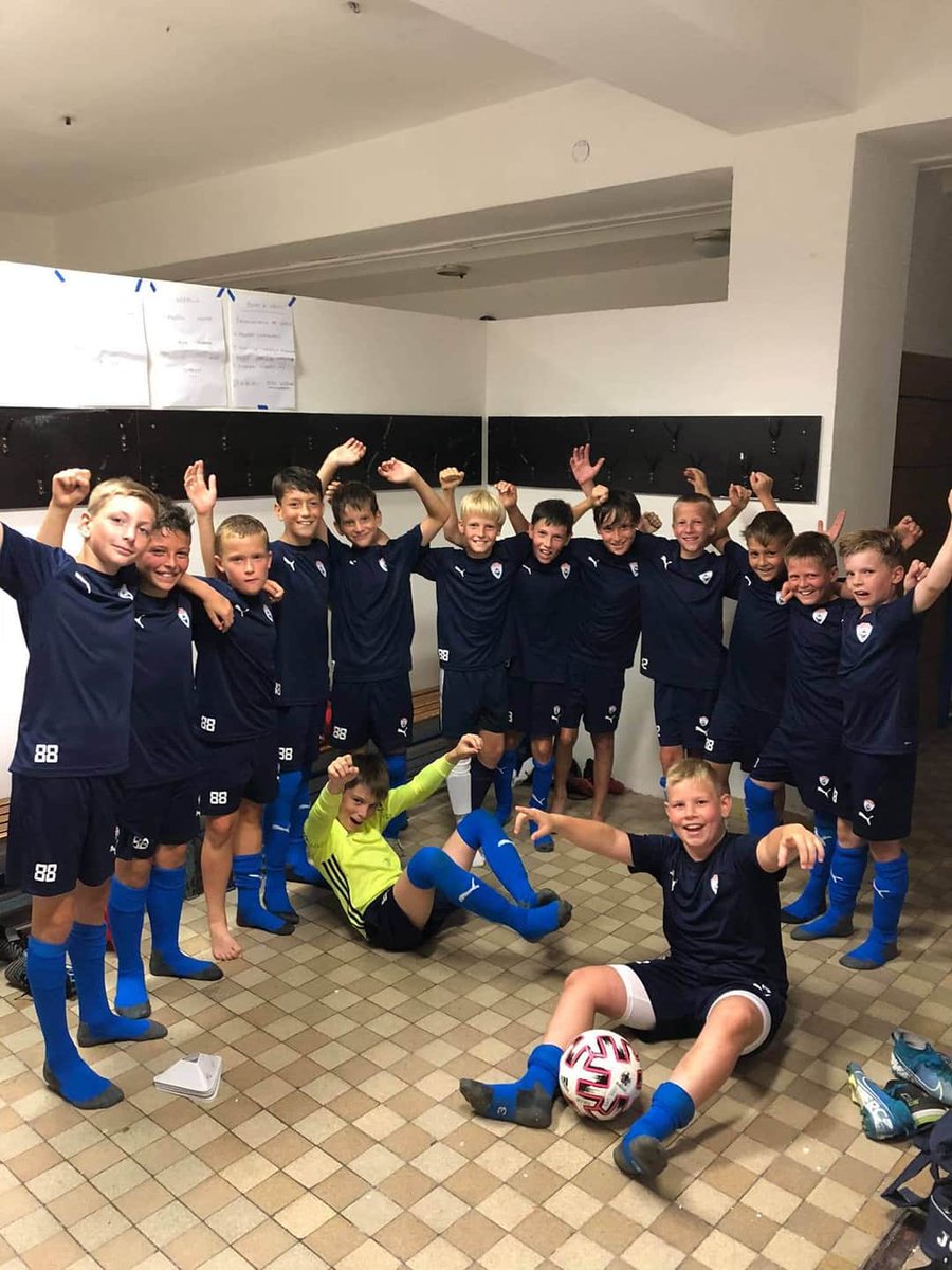 MFKVitkovice's tweet photo. Kategorie U12 slaví také vysoké vítězství. MFK Vítkovice - FC Hlučín 17:1 https://t.co/AZAWraixiI