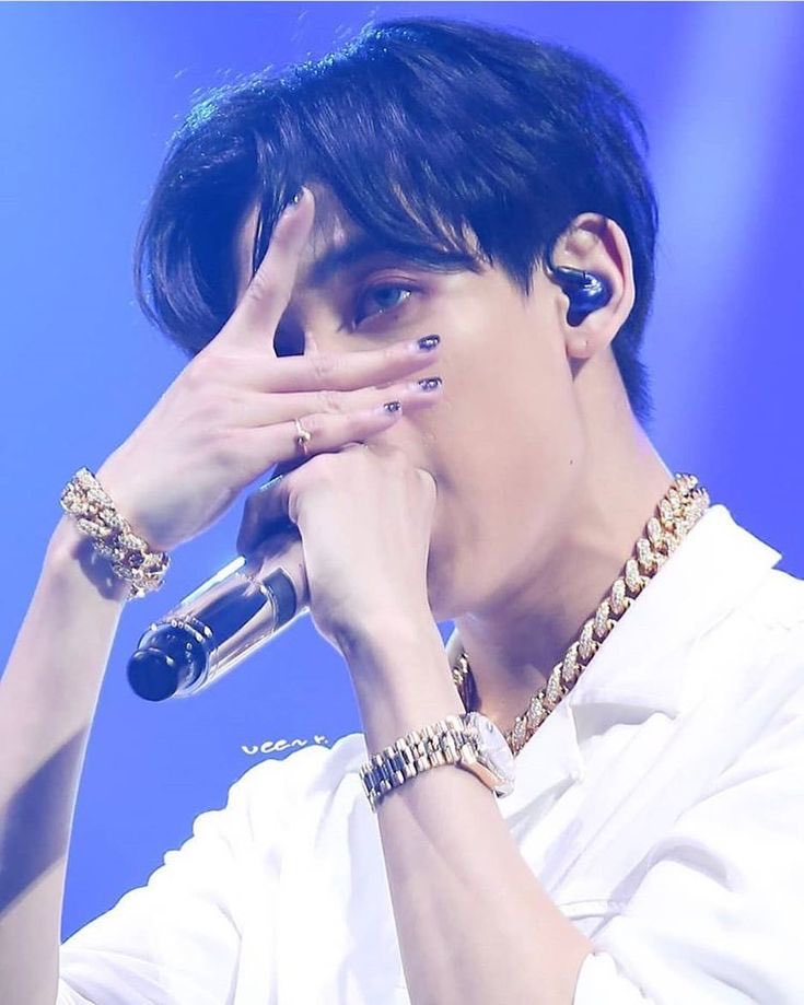 he’s also not scared to experiment with fashion AT ALL like... he can successfully carry off EVERY piece of clothing and accessories, including mesh shirts, different coloured lenses, and black nails!