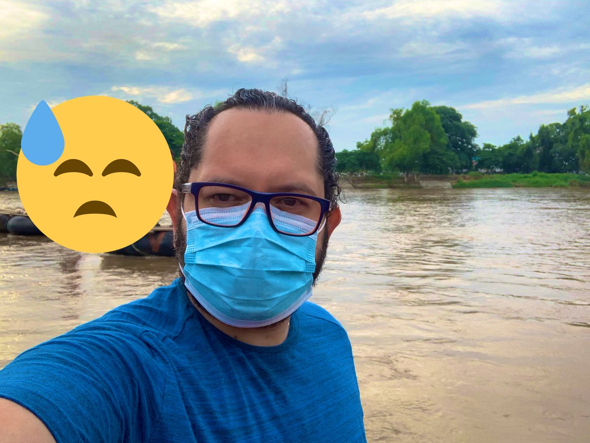 La primera foto no es mía es de un diario de México, pero podría ser mía. La segunda tampoco, es del periódico chapin Prensa Libre igual podría ser mía. La tercera sí es mía. A eso nos obliga el gobierno corrupto y el plan absurdo de <a href="/cancilleriasv/">Cancillería de El Salvador 🇸🇻</a> <a href="/CancillerAleHT/">Alexandra Hill Tinoco</a> #VaradosSV