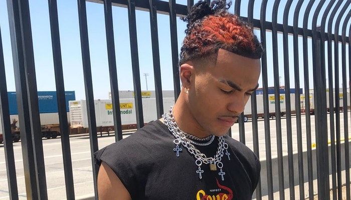 ELEVATOR_'s tweet photo. Watch The New Video From Bryce Oliver "Ghost Rider"

[ @SadLyfeBryce]
 
https://t.co/qh0zB1bsPP https://t.co/sHG27VUXcu