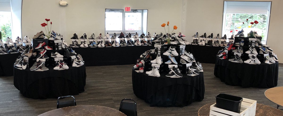 Championsomaha's tweet photo. Setting up for the 2020 Cottonwood Classic! Custom shoes for all! @Championsomaha @cottonwoodclassic https://t.co/a1M7zxoTU7