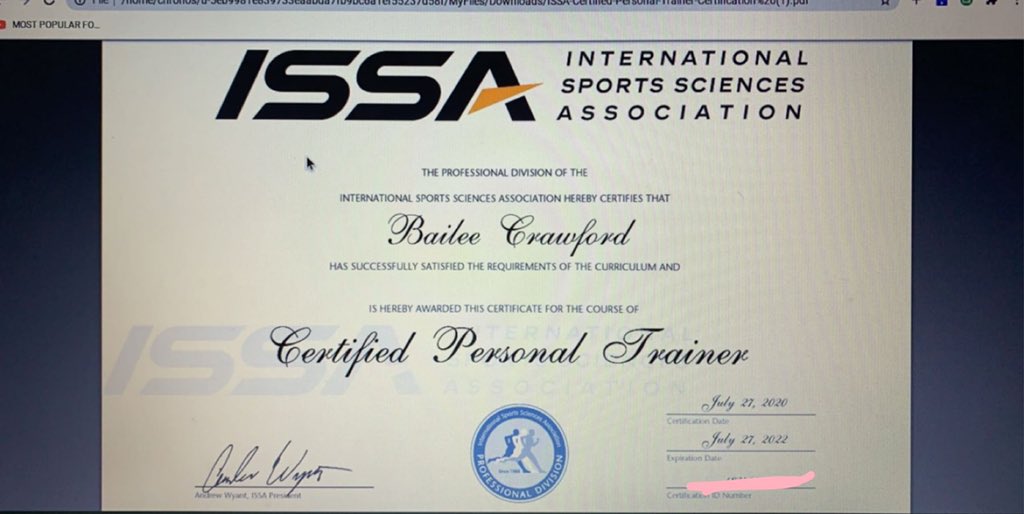 hey_itsbailee20's tweet photo. Forgot to tell y’all , I am now a CERTIFIED PERSONAL TRAINER 🥰🥳 #CoachBee https://t.co/IxLV6HaCHj