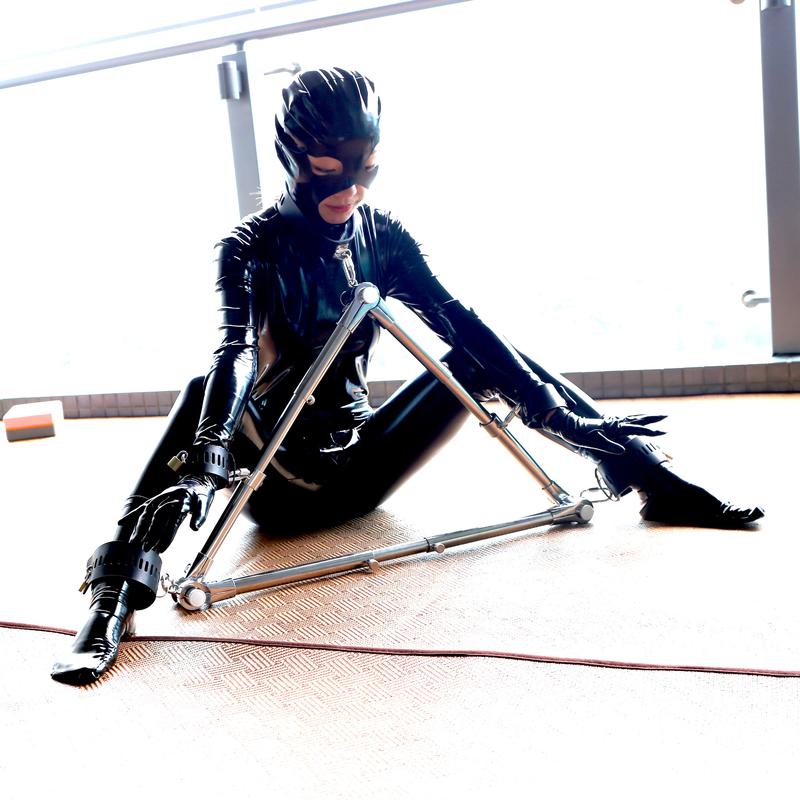 MsBlackSatin's tweet photo. Check out THE TRIANGLE RESTRAINT #bondage play device ur #Dongeon will Never be the same🤔😯😏
@BdsmOxy #oxyshop 
#BDSM #discipline #mistress #submissive #slave #anklecuffs #handcuffs 
Adjustable #Restraint #Straps comes in three Colors: Black, Pink, Red
https://t.co/p7wIzbJHd8 https://t.co/a88eB3j4wJ