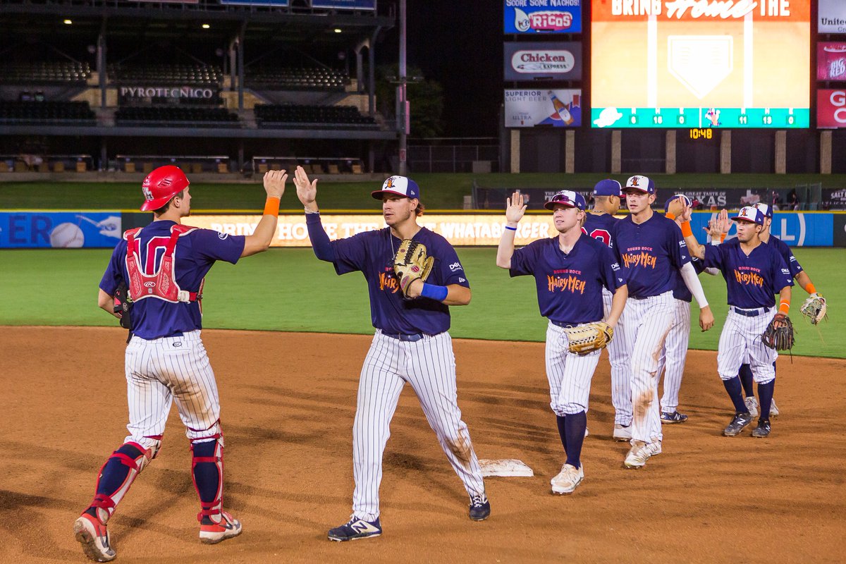 TheTylerSchmitt's tweet photo. HAIRY MEN WIN 11-6! Big 1st inning powers the W as the @RRHairyMen surge into second place in the @TCLBaseball South Division. Game 2 vs the @bv_bombers is tonight at 7:05 (and it's PICK YOUR GIVEAWAY NIGHT!) #delldiamond #baseball @RRExpress https://t.co/XVtkKLZks0