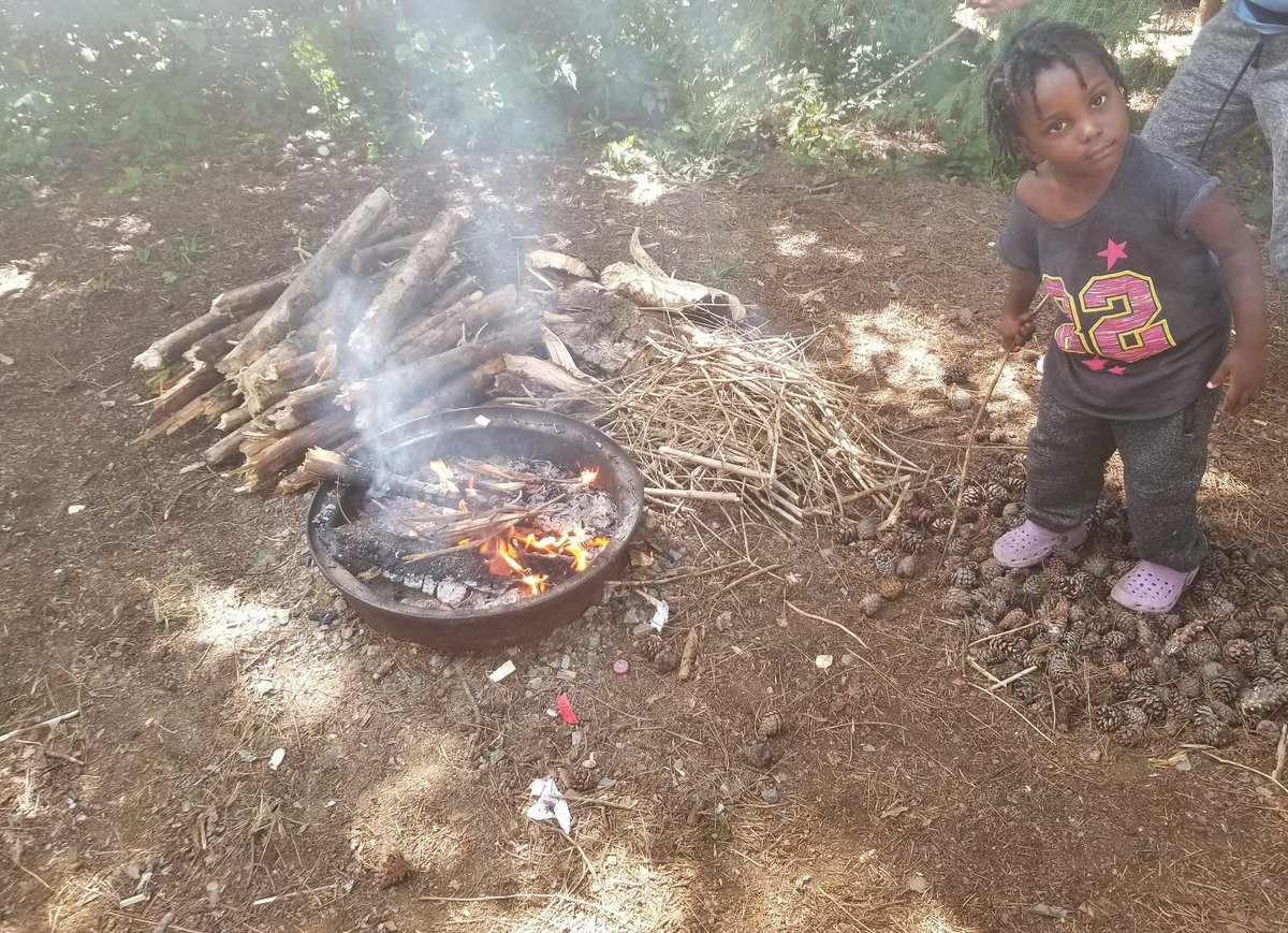 missy_dee_0021's tweet image. We got this! #FireStarters #Camping2020