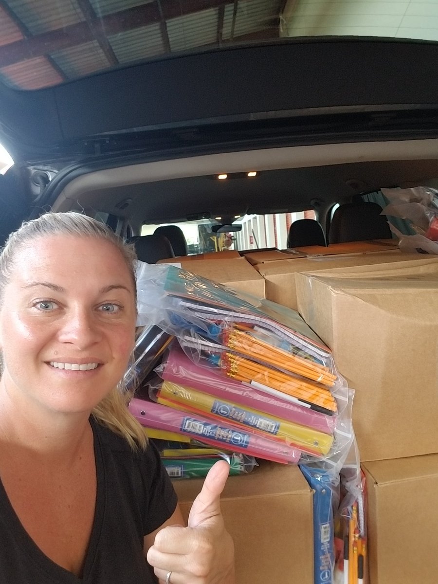 Whether school is virtual or not, @tmobile is proud to get these kiddos ready with the supplies they need for a great year ahead! #MiamiisReady #SouthNeverSettles @BGCMia @greggunn850 @pattyc101 @MaryAtchley @Arali_ @AnnieG_FL @TracyNolan_