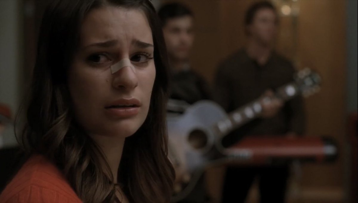 𝐜𝐡𝐢𝐪𝐮𝐢𝐭𝐢𝐭𝐚 ---𝑐ℎ𝑖𝑞𝑢𝑖𝑡𝑖𝑡𝑎 𝑡𝑒𝑙𝑙 𝑚𝑒 𝑤ℎ𝑎𝑡𝑠 𝑤𝑟𝑜𝑛𝑔 𝑦𝑜𝑢’𝑟𝑒 𝑒𝑛𝑐ℎ𝑎𝑖𝑛𝑒𝑑 𝑏𝑦 𝑦𝑜𝑢𝑟 𝑜𝑤𝑛 𝑠𝑜𝑟𝑟𝑜𝑤 𝑖𝑛 𝑦𝑜𝑢𝑟 𝑒𝑦𝑒𝑠 𝑡ℎ𝑒𝑟𝑒 𝑖𝑠 𝑛𝑜 ℎ𝑜𝑝𝑒 𝑓𝑜𝑟 𝑡𝑜𝑚𝑜𝑟𝑟𝑜𝑤