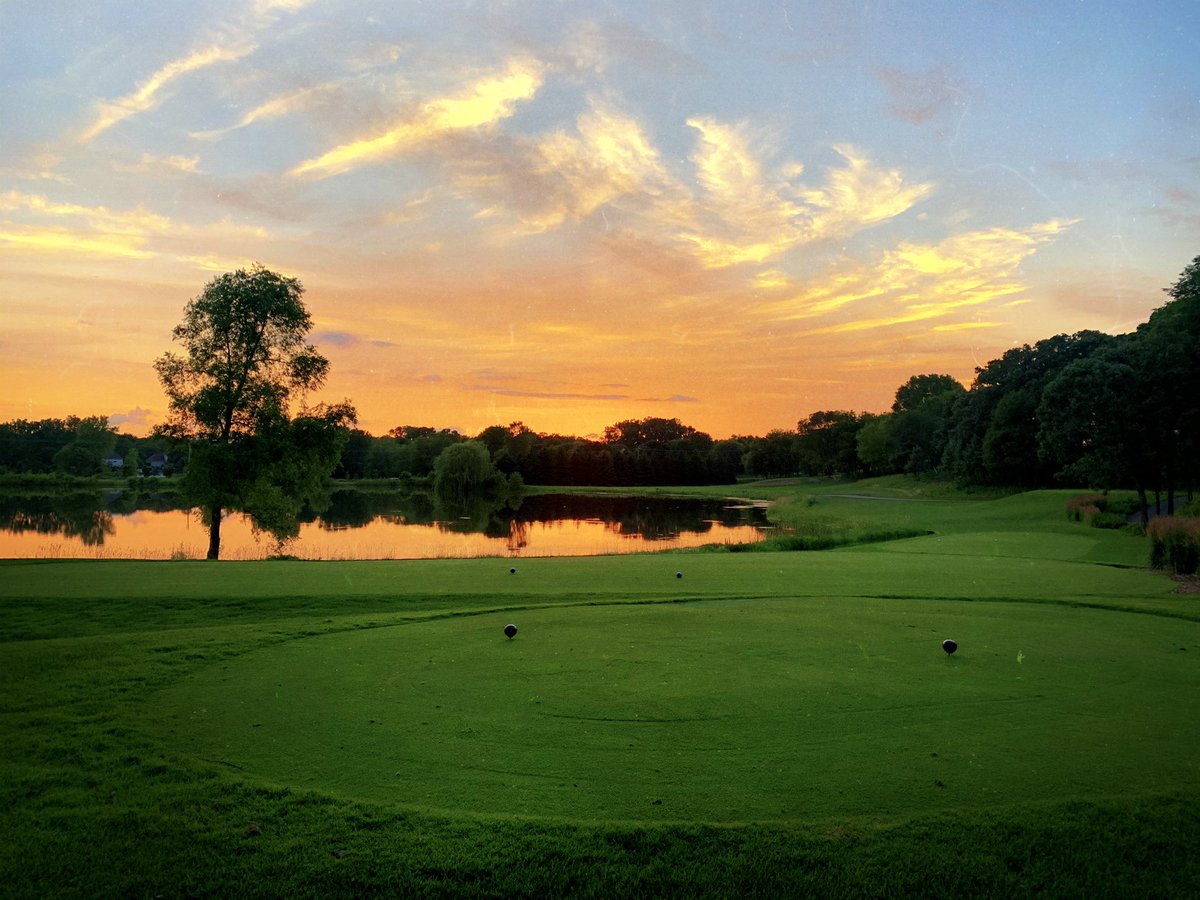 EagleValleyGC's tweet photo. ⛳️WEEK OF FREE GOLF CONTEST🏌🏻‍♂️

The best #golf giveaway in the #TwinCities is back! 

Want a chance to win a WEEK OF FREE GOLF in August!? Of course you do! 

RT &amp; follow to be entered into the drawing.

1 lucky winner announced on 8/1 at 7pm

#EagleValley🦅 #EVFreeWeek🦅 https://t.co/SsvudIEuut