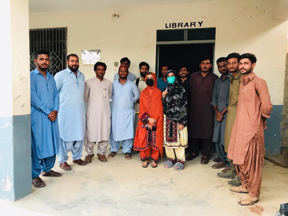 NallPublic's tweet photo. بلوچ اسٹوڈنٹس ایکشن کمیٹی کے مرکزی وائس چیئر پرسن ڈاکٹر صبیحہ بلوچ،مرکزی کمیٹی کے ممبر خالد بلوچ، قائد اعظم یونیورسٹی اسلام آباد کے رکن حفیظ بلوچ و دیگر کی پبلک لائبریری نال آمد۔ بلوچ طلباء کی کاوشوں کو سراہا. @zohann1 @ChairmanBSAC 
@iamsalahuddinB https://t.co/DIauEq6e2V