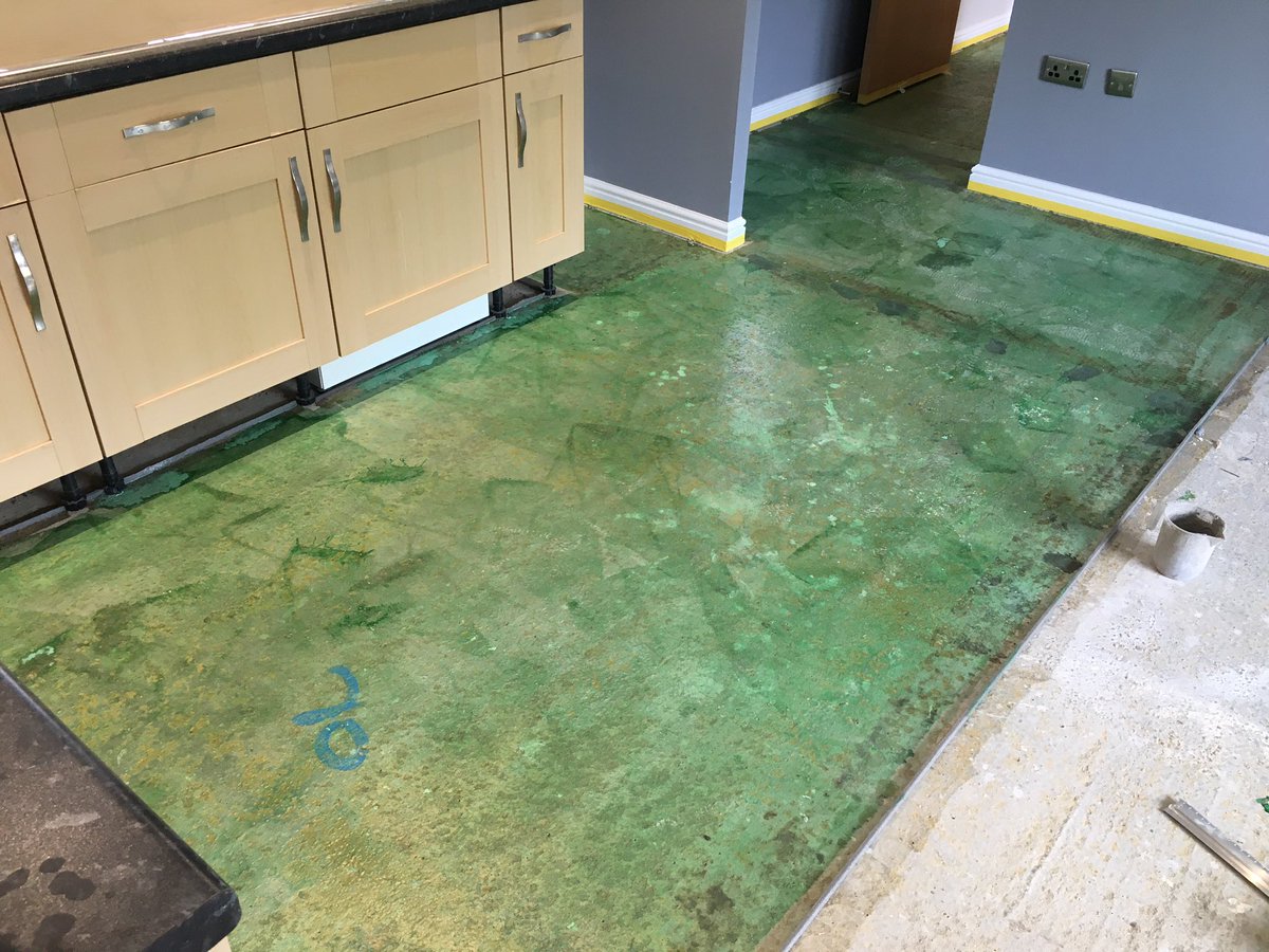 fitzcarpets's tweet photo. Stopgap 400 repair p131 primer and 300 from @FBallUK  @thenicf  @FBallTechMJW  #Teamball https://t.co/Yt4XOrdxij