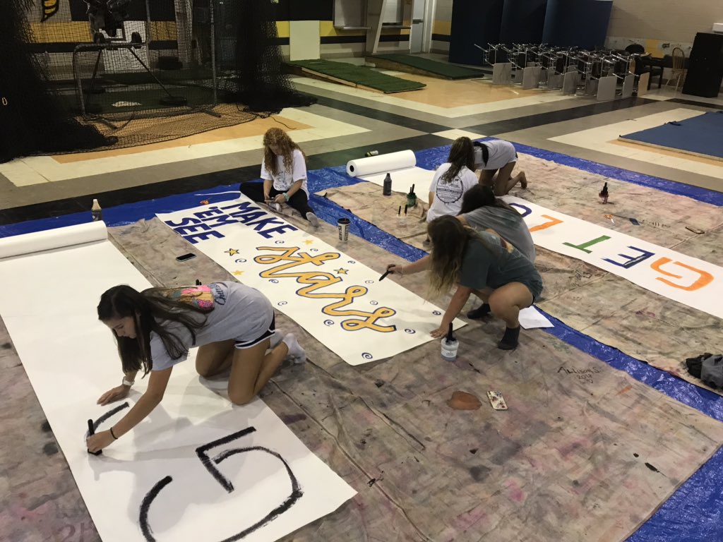 Shout out to our cheerleaders for working hard already to prepare for week one!! Not long now.. #GoBigO