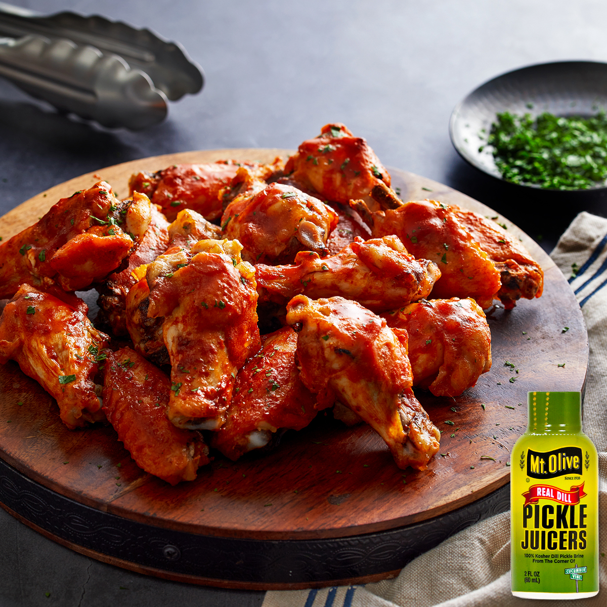 MtOlivePickles's tweet photo. ๐ Today is #NationalChickenWingDay ๐โฃ Our #KosherDill #PickleBrine makes a delicious & flavorful marinade for crispy #chickenwings!
Full Recipe: https://t.co/poc0S1kSYR
#MtOlivePickles #Pickles #Pickle #PickleJuice #PickleJuicers #PickleLover #ChickenWingRecipe #Recipes https://t.co/kN852T9U96