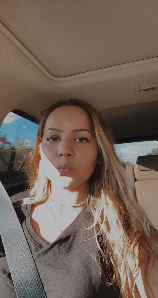kasseelg's tweet photo. Here’s another selfie y’all didn’t ask for https://t.co/78AzquZhAH