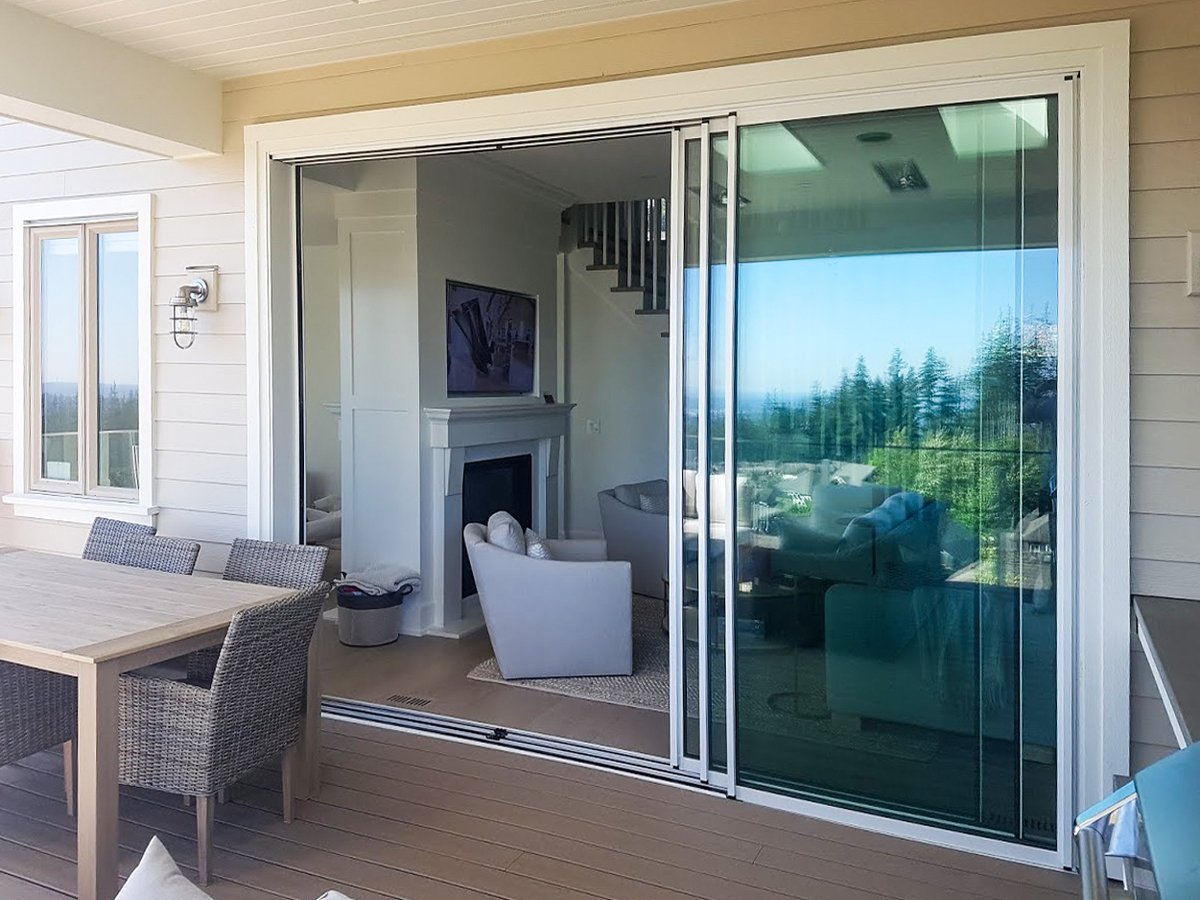 Westeck_Windows's tweet photo. The EliteSlide has thin symmetrical profiles and diverse opening options. It comes in configurations up to 8 feet tall and 60 feet wide with panels that slide both ways.
#patioopenings #slidingdoors #multislides #patiodoors #indooroutdoorliving #custompatiodoors #largepatiodoors https://t.co/V8B2W4XDMb