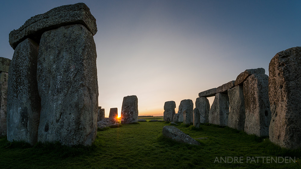The results showed a best match with one particular location, *finally* revealing where the giant sarsen stones probably come from... West Woods, just south of Marlborough, about 40 minutes' drive from Stonehenge.