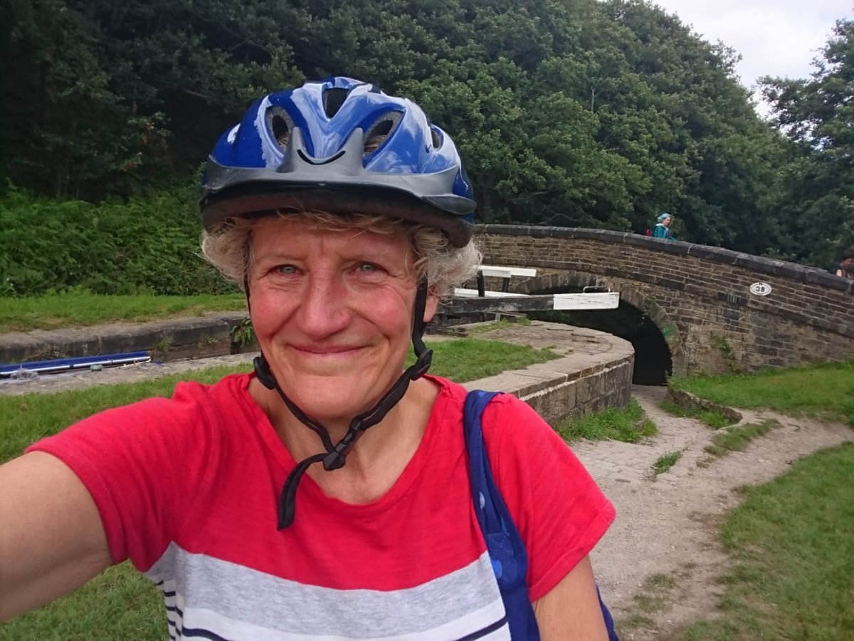 moreincommonB_S's tweet photo. Hockey Players Wendy, Clare & Judith put their sticks down and took to two wheels to join in with @thejocoxway bike ride at the weekend 🏑🚴♀️👏😀. Thanks ladies (and Joseph!)! @wendy_blakeley @mullster10 #MoreInCommonHour #MIChour https://t.co/PfYi2HyYES