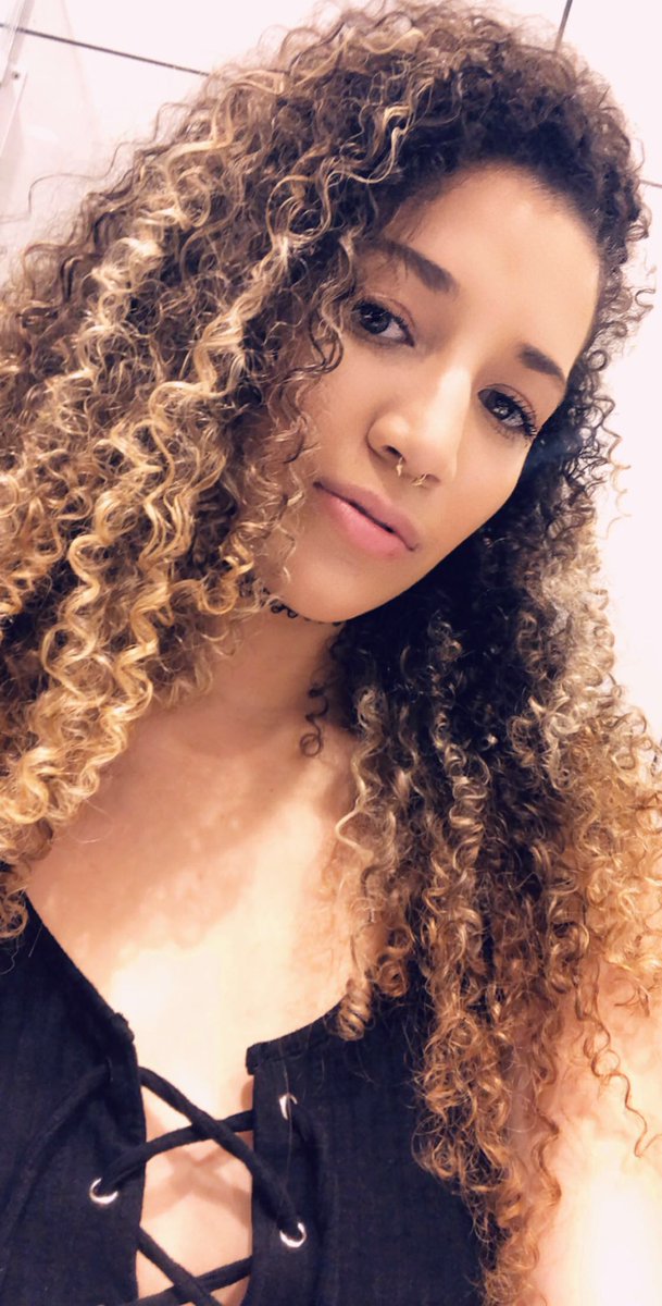 sukihorizons's tweet photo. #myhairis my pride and joy.
cut my hair, added layers, switched to black owned hair products, & it feels the best it has ever been. i love them even more than before, and i hope that anyone who is struggling w/ their curls know that they are beyond beautiful, admired, & loved https://t.co/crGljpfqRz