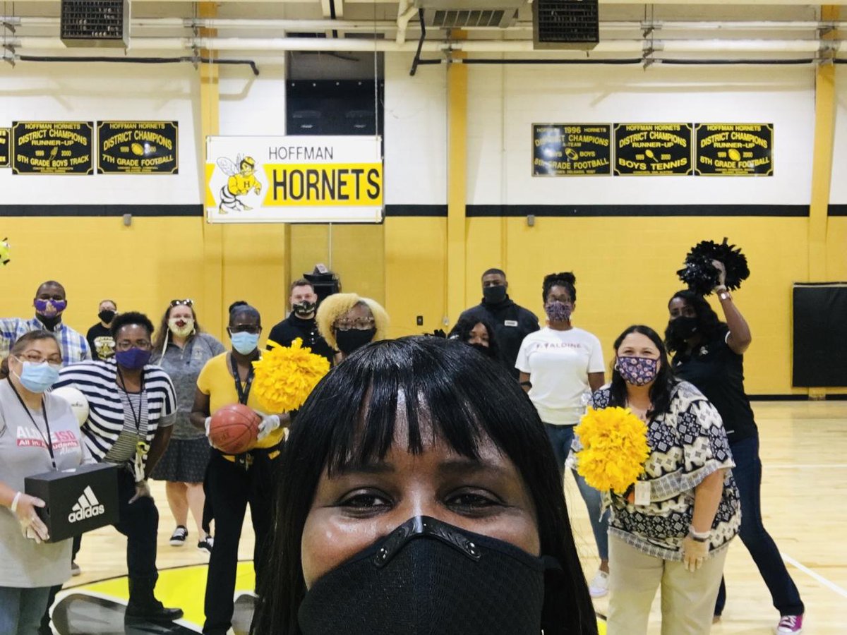 MrsDxn16's tweet photo. Hornet Nation Pride!!! #wearehoffman #GetsomePIE @MrsOliteracy @AggieAdmin92 https://t.co/Q9pPdjXGhy