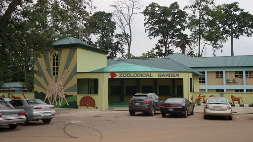 Zoo or Botanical garden?