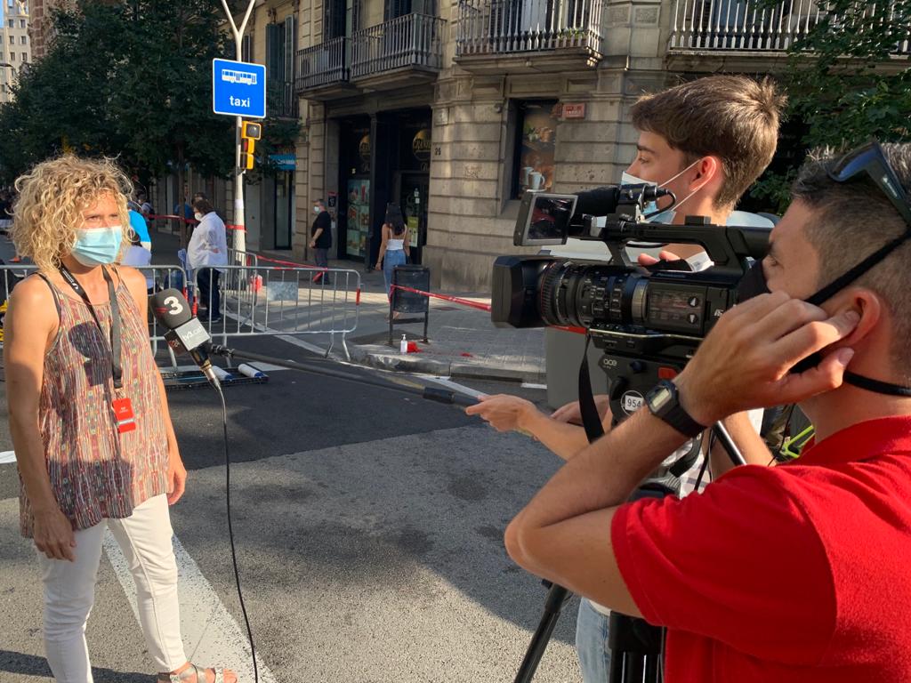 Finalitzem la mobilització d'avui del sector esportiu, que ha seguit estrictes protocols de seguretat i higine,
amb la lectura d'un manifest conjunt, on reivindiquem que l'esport és salut, un sector essencial i part de la solució. No a la suspensió de l'activitat esportiva!