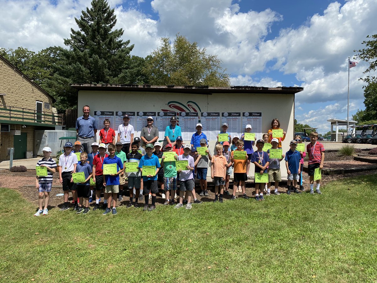 MascoutinGC's tweet photo. A great tournament to wrap up our Junior Golf season! #growthegame #wigolf https://t.co/XuidXKa1Zb