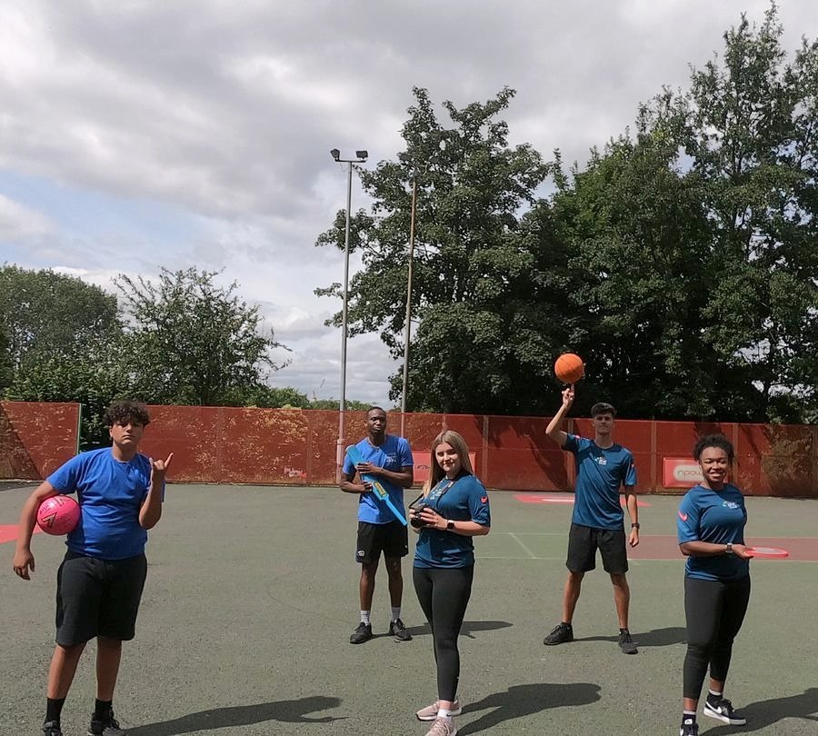 epic_partners's tweet photo. It's been a busy day!
Making lots of videos for social media. Look out for our new content!
Special thanks to our volunteers and sessional staff that helped out today!
#Epic #EpicPartners #Community #Notts #EpicTogether #StAnns #Sneinton #Charity #InThisTogether #AtHomeWithEpic https://t.co/KRGMFx1GfK