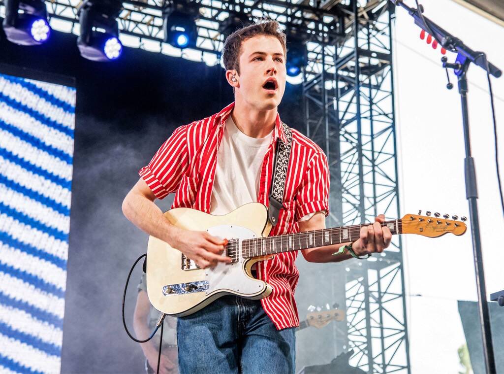 drunkonrenee's tweet image. dylan minnette in stripes that’s the tweet