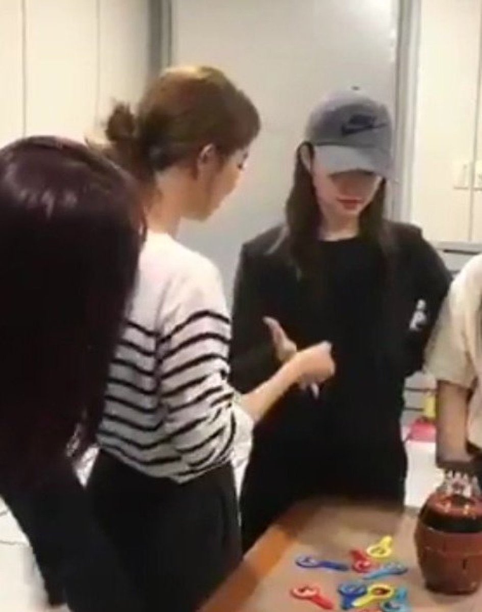 Seulgi knows that Irene hates losing so whenever they play rock, paper and scissors she purposely lose the game just for her