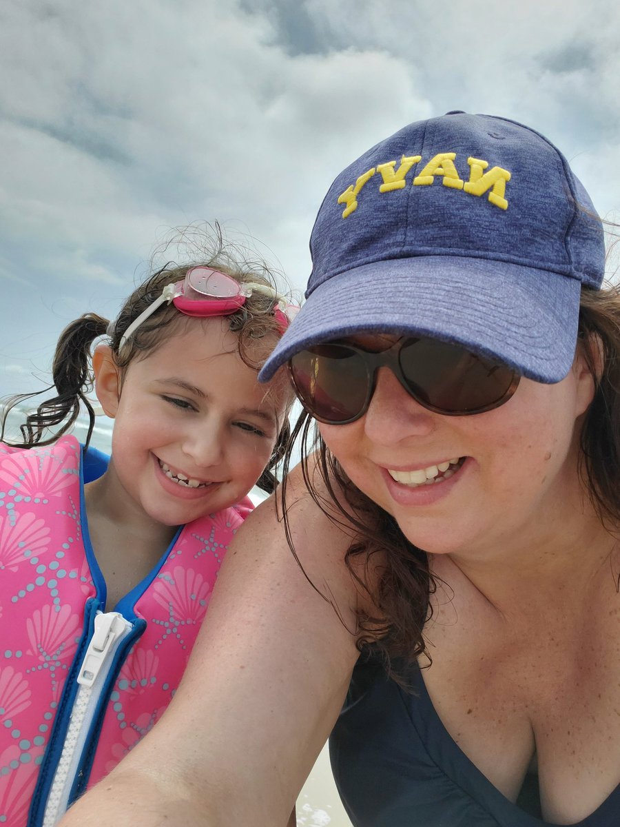 HeatherSegredo's tweet photo. @TGESTIGERS Had a great day at the beach with my family. https://t.co/IYu1HlIOUN