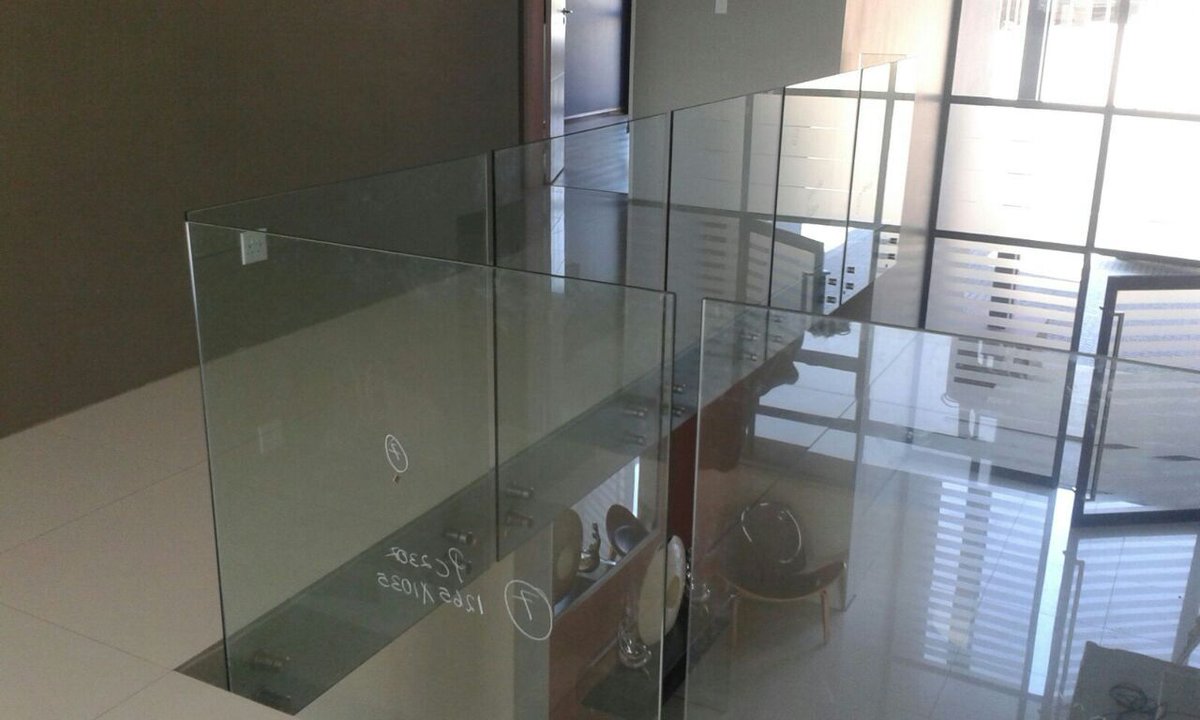 preppbxy's tweet photo. To all home owners, we manufacture and install all types of balustrades(stainless steel/freestanding glass) and all your steel fabrication needs. Please share. #supportlocal #BlackOwnedBusiness https://t.co/d4SHUDTpTh