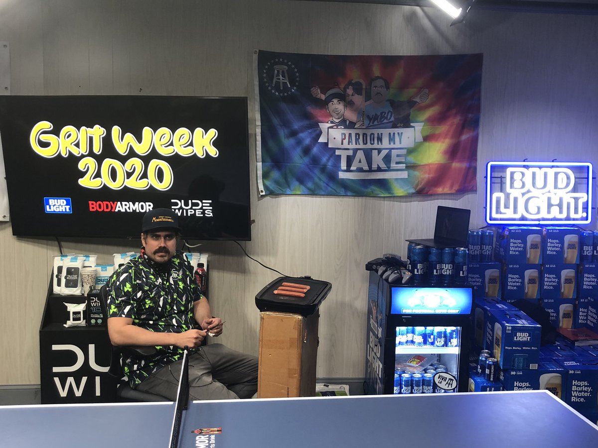 Hot Dog 4 on the grill. Fire hazard? Or grit? (Probably a fire hazard if we’re being honest)